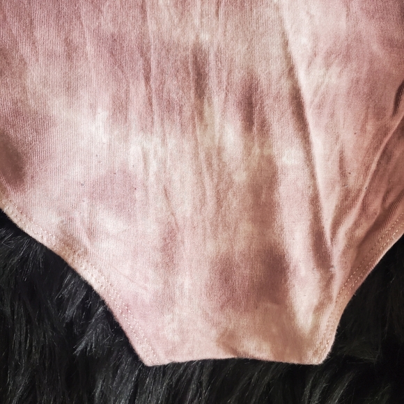 American Eagle Soft & Sexy Pink Tie-Dye Body Suit Size Large. - Picture 5 of 10